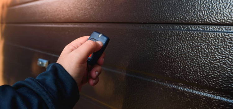 automatic door opener with remote control in Jamul